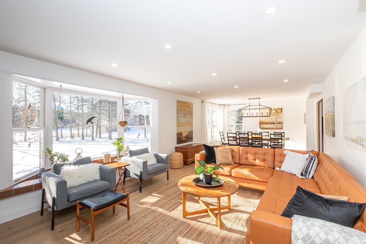 6 bdrm Calm&Private Farm In Ottawa: The Farm Haus gallery image 3