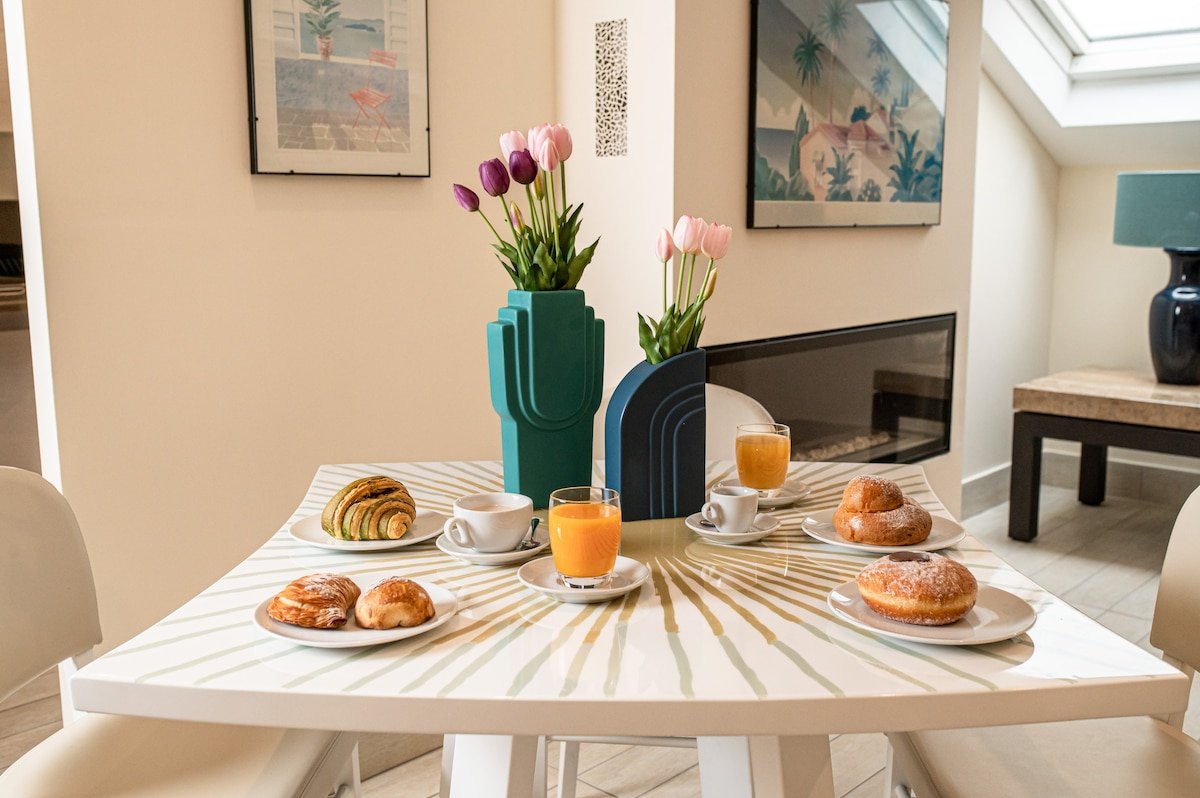 Mansarda Centro Storico Napoli G gallery image 5