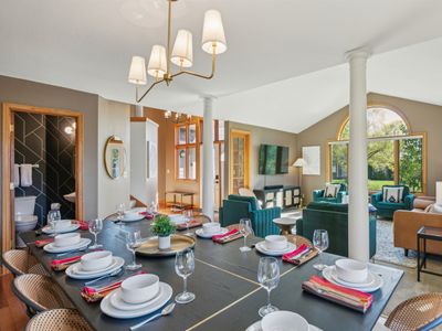 Fam. Friendly, Game Room/ Arcade