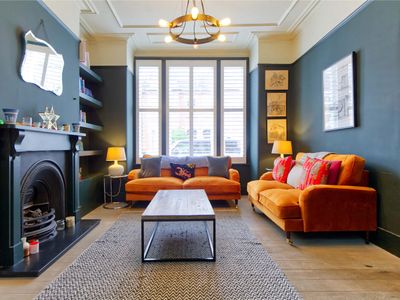 4 Bedroom House, Barnes