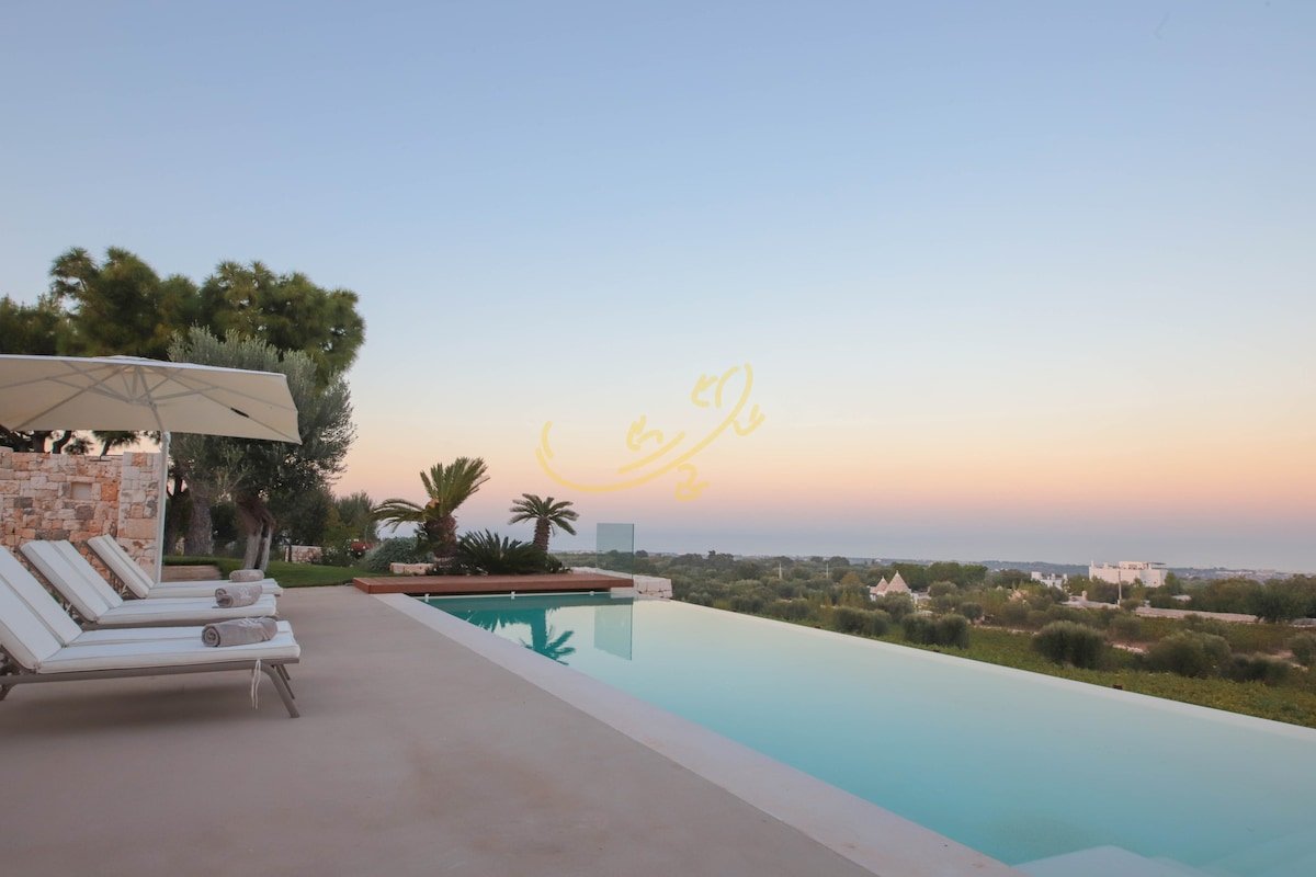 TD Tenuta Donna Madia Sea View Pool Over Vineyard gallery image 4