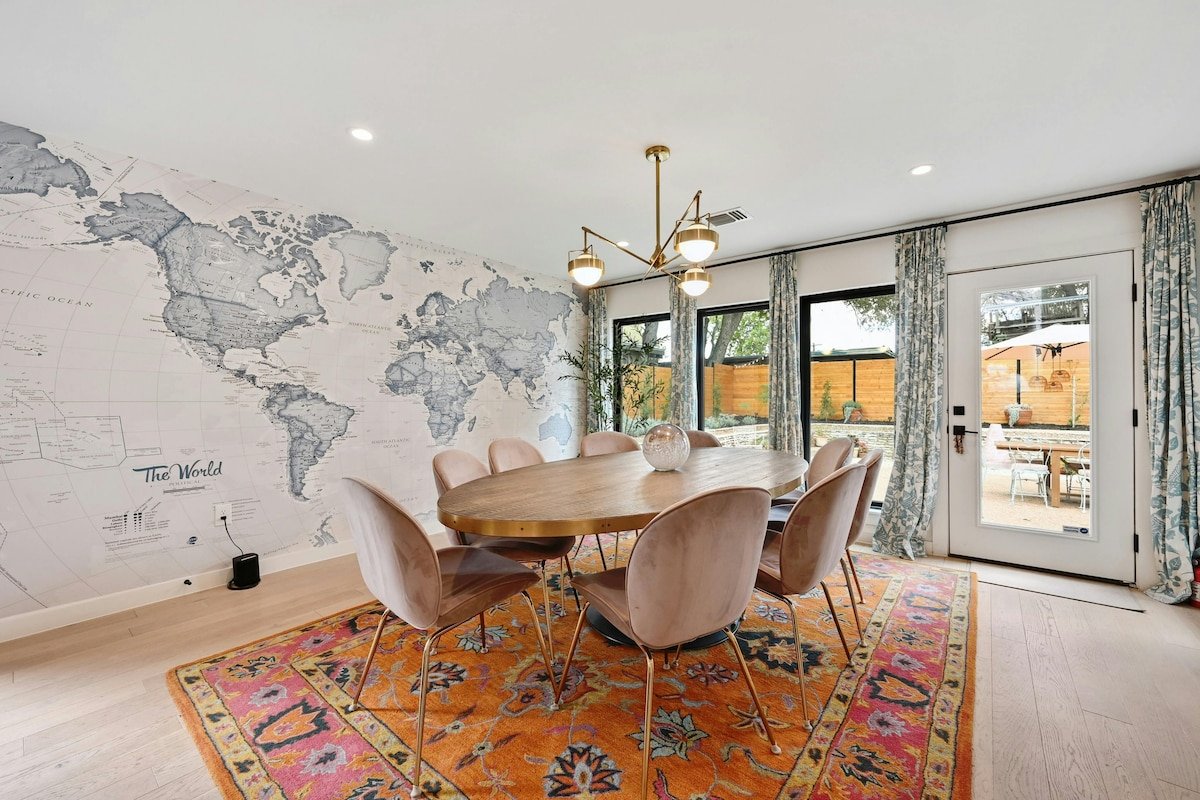 Zilker Luxury Retreat! (Trails/Lake/Springs)! gallery image 3