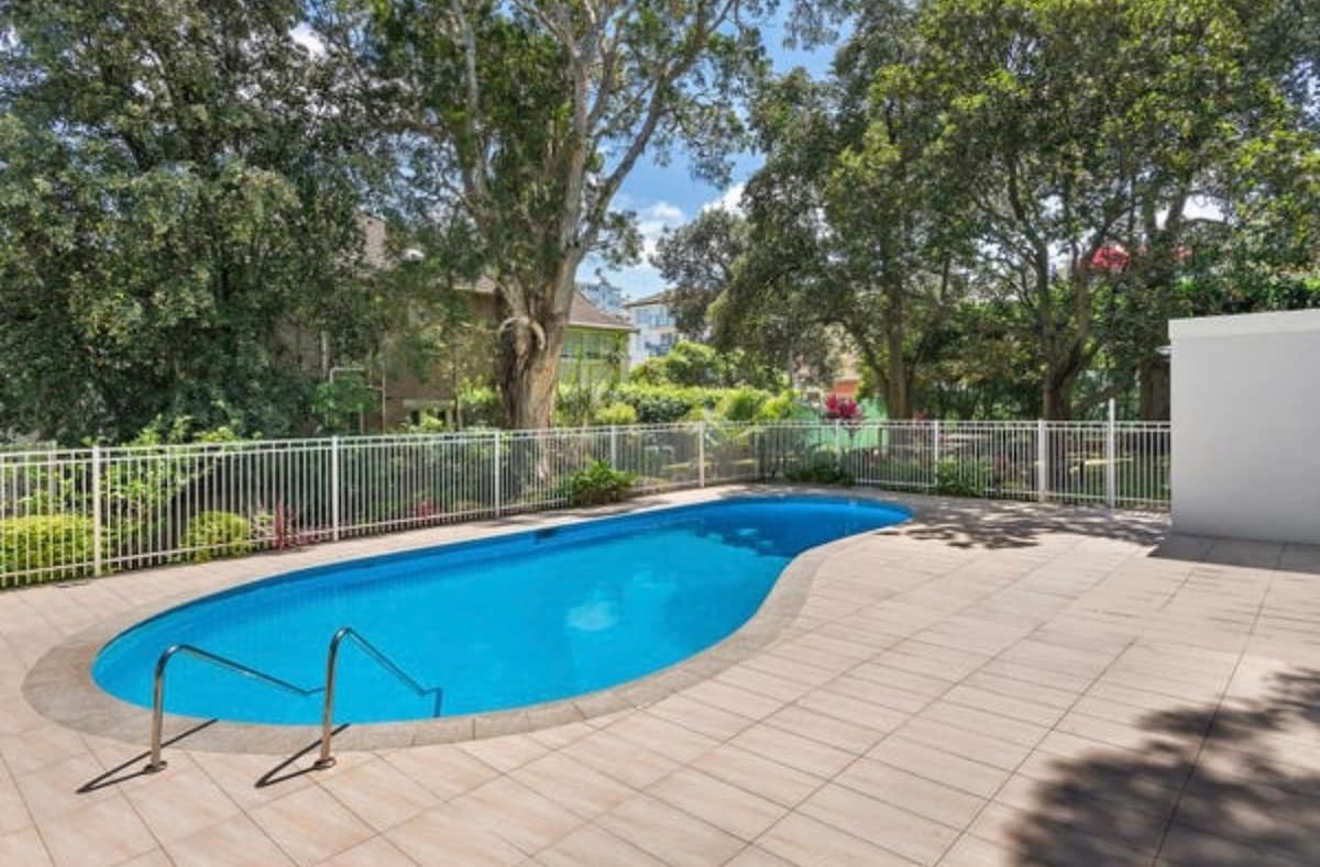 Waterfront Coogee Luxury. Steps to Beach. Pool. AC gallery image 4