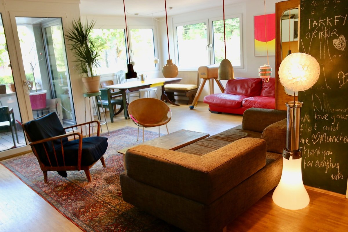 Families welcome: big, sunny flat in Munich center gallery image 2