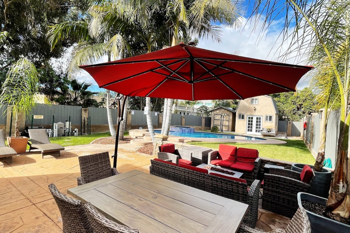 Private Oasis • Pool •Spa • Near Attractions gallery image 2