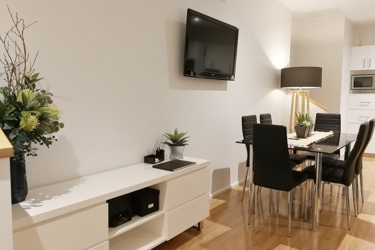 Hobart Cityscape’s perfect inner-city apartment gallery image 3