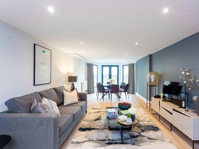 Beautiful 3BD Apartment near Kensington