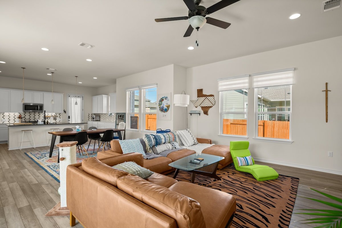 Austin Escape: Relaxing Retreat next to COTA! gallery image 2