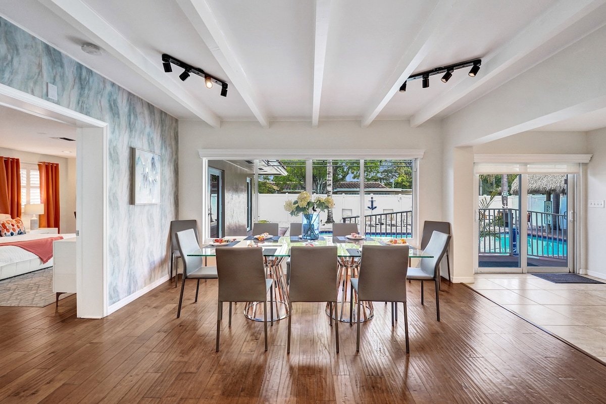 Beach Getaway w/Heated Pool, Firepit & Arcade Fun gallery image 4