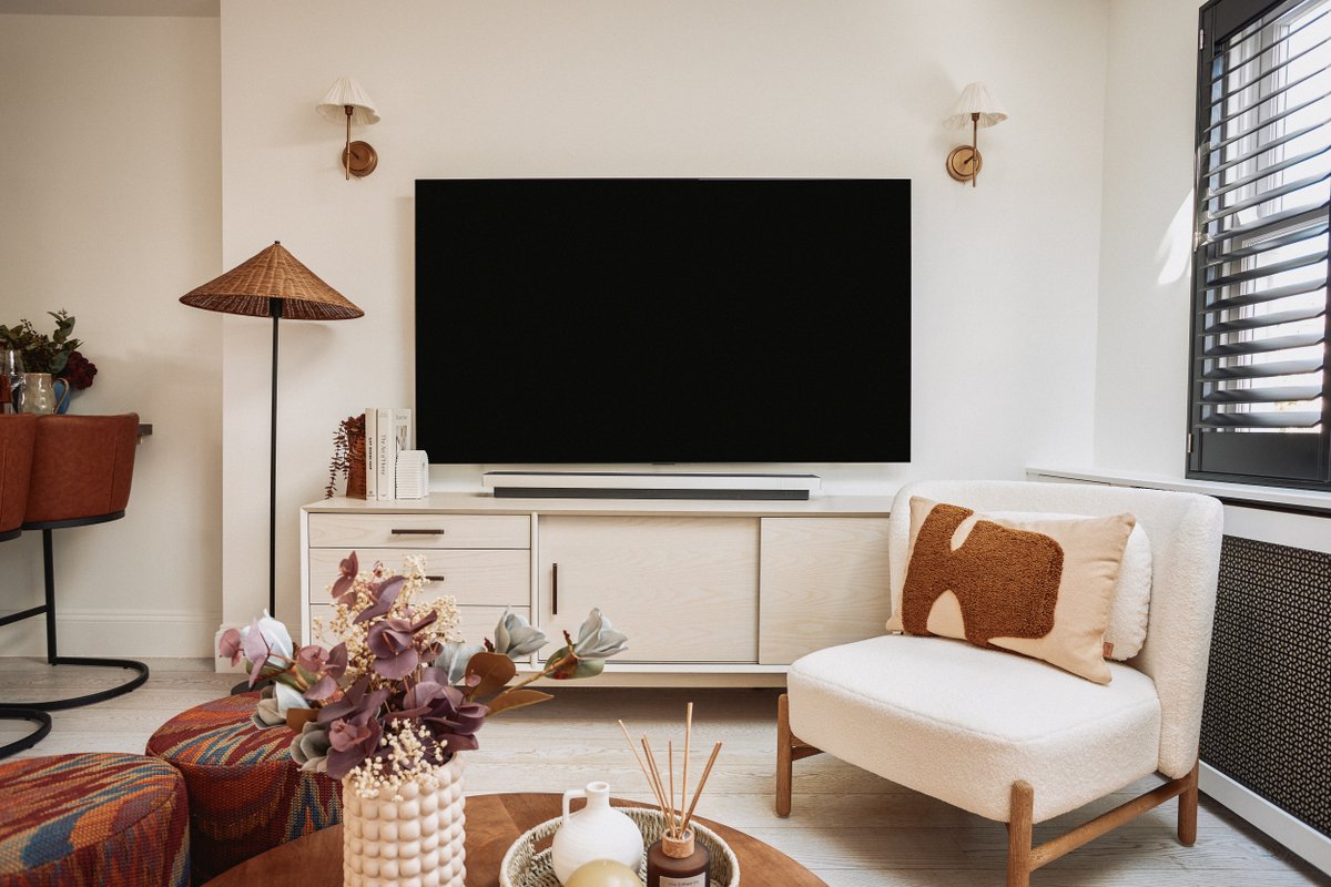 Elegant & Stylish Fulham Maisonette with Terrace