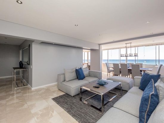 Photo 3 of Atlantic Views accommodation in Mouille Point, Cape Town with 2 bedrooms and 2 bathrooms