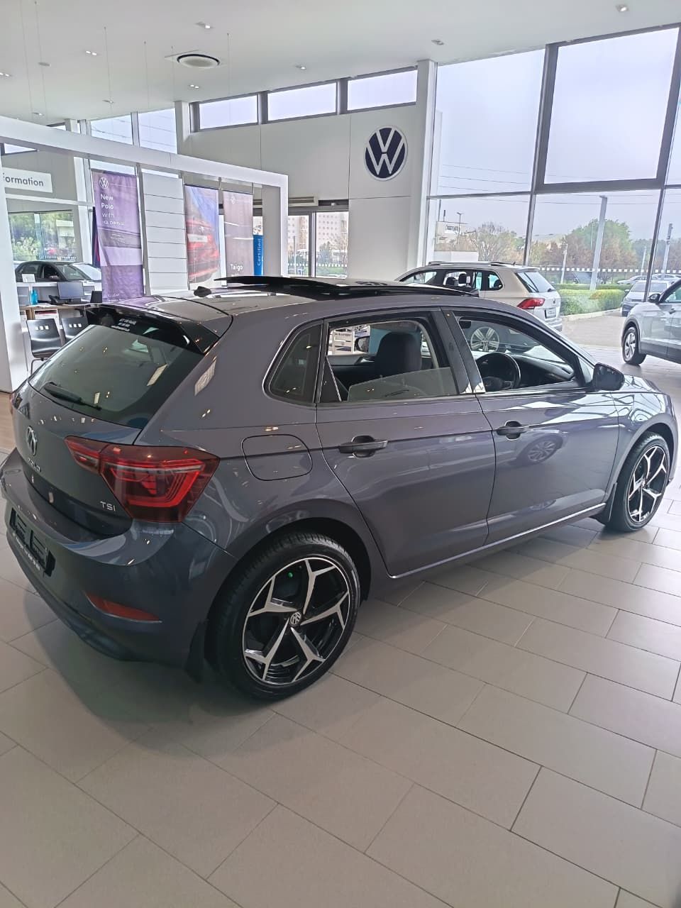 Used car gallery