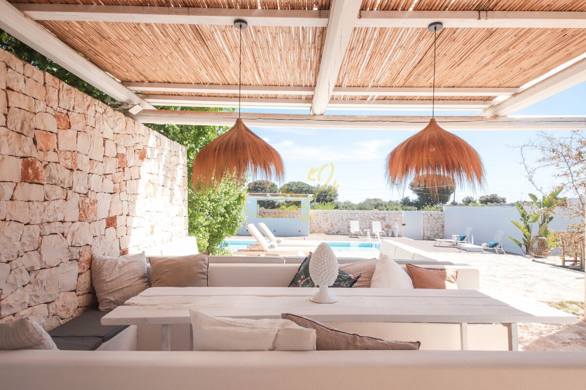 TD Villa Fico Jo Villa with Pool & Lush Garden gallery image 3