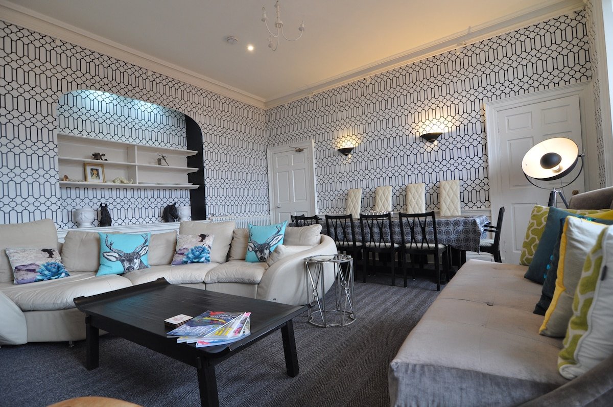 No19 The Loft Licence No: EH-70233-F gallery image 2