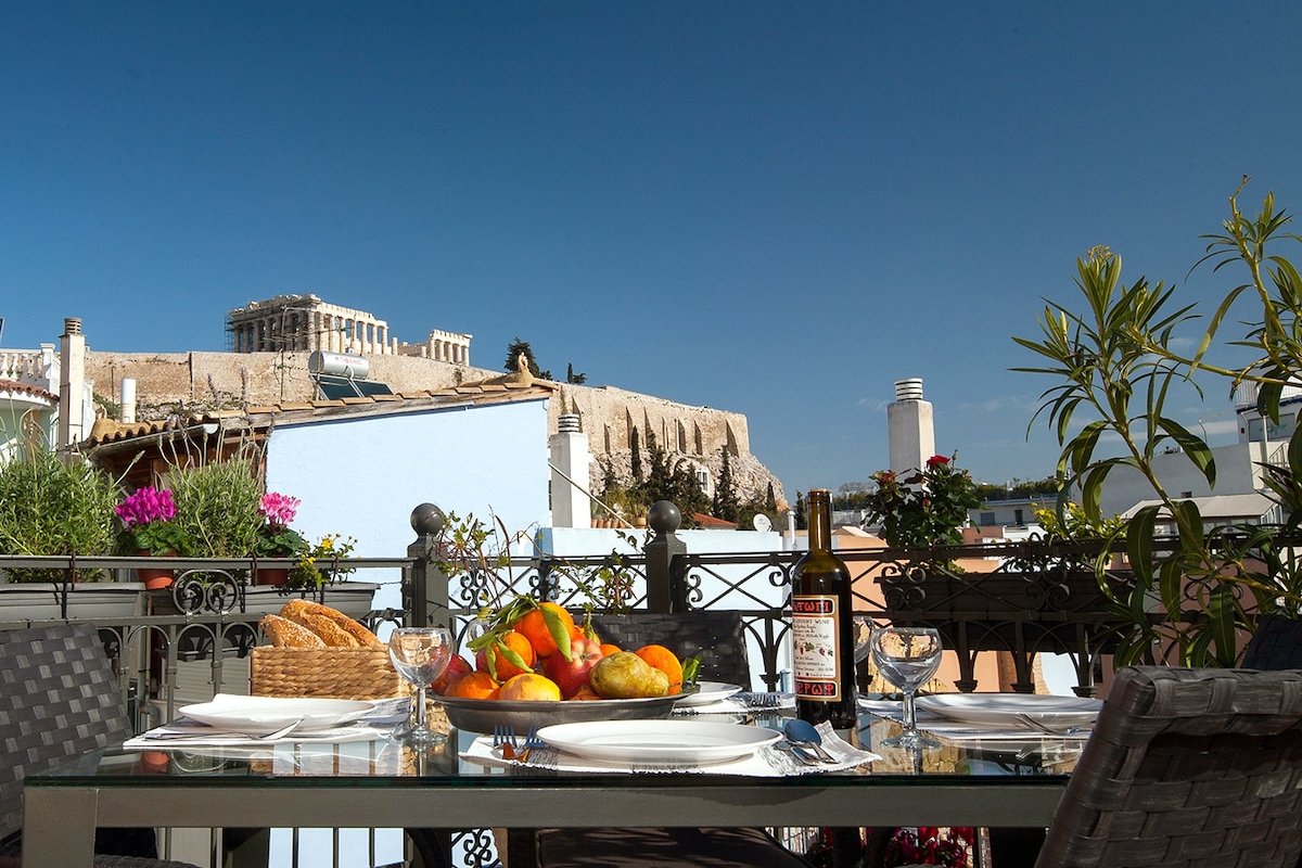 Parthenon View:Acropolis Neoclassical Apt &Terrace gallery image 2