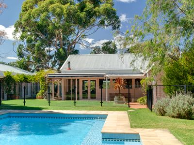 Merricks North Retreat — country home on 5 acres