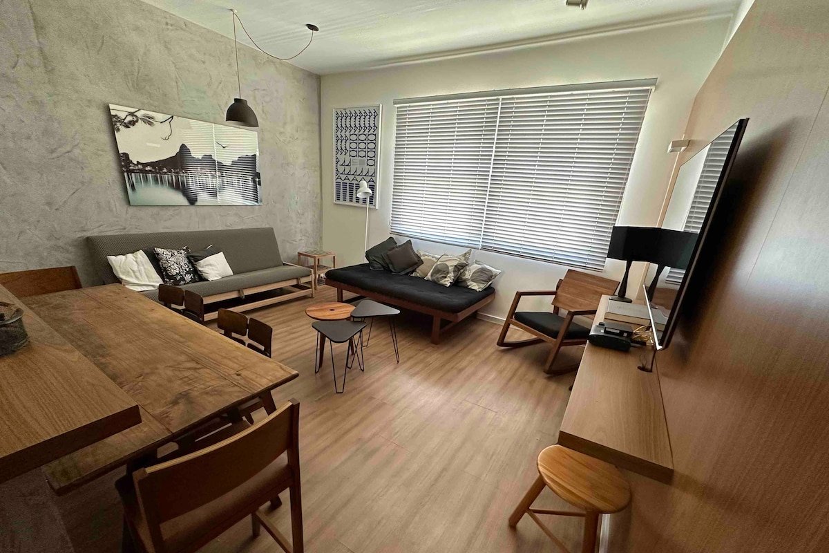 pura vida Leblon gallery image 3