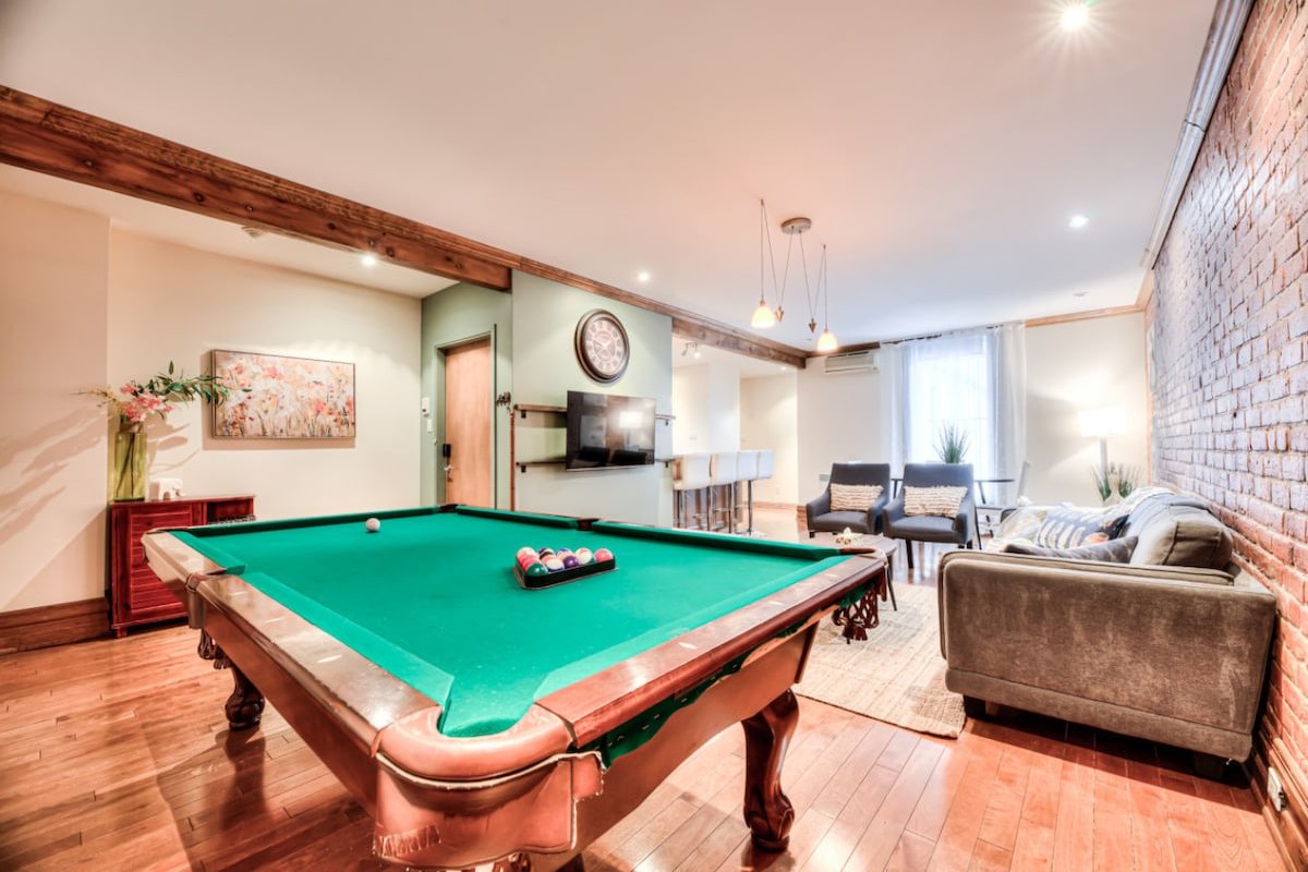 Montreal’s Grande Prestige! Big Groups & Nightlife gallery image 3