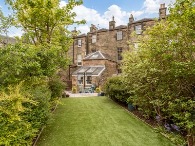 Stylish Murrayfield sanctuary