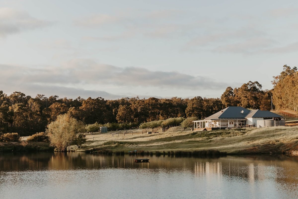 The Farmhouse – Southwest Luxury Farmstay gallery image 2