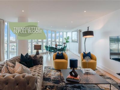 Thames View Haven: Your LuxXe Metropolitan Escape!