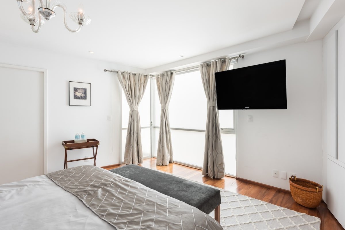 Discover La Condesa from a Terrace of Your Own gallery image 3