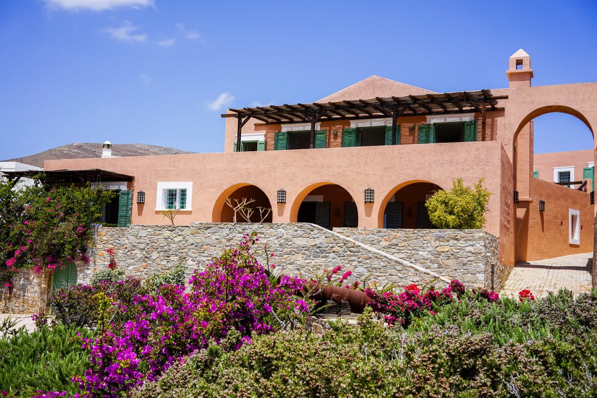 Exquisite beachfront mansion, 5 bedrooms- Syros