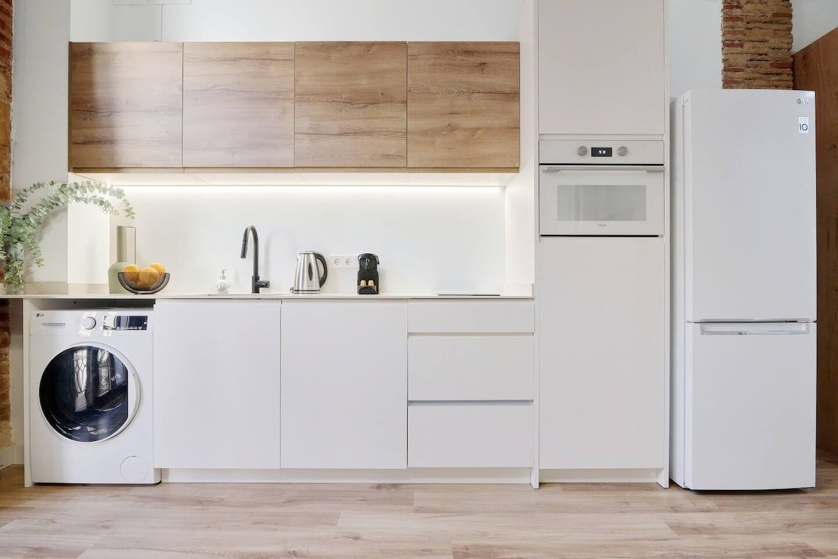 2 Bdr High Ceilings Flat in Old Town Torres Quart gallery image 5