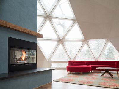 Geodesic dome home 8000 square feet of magic!