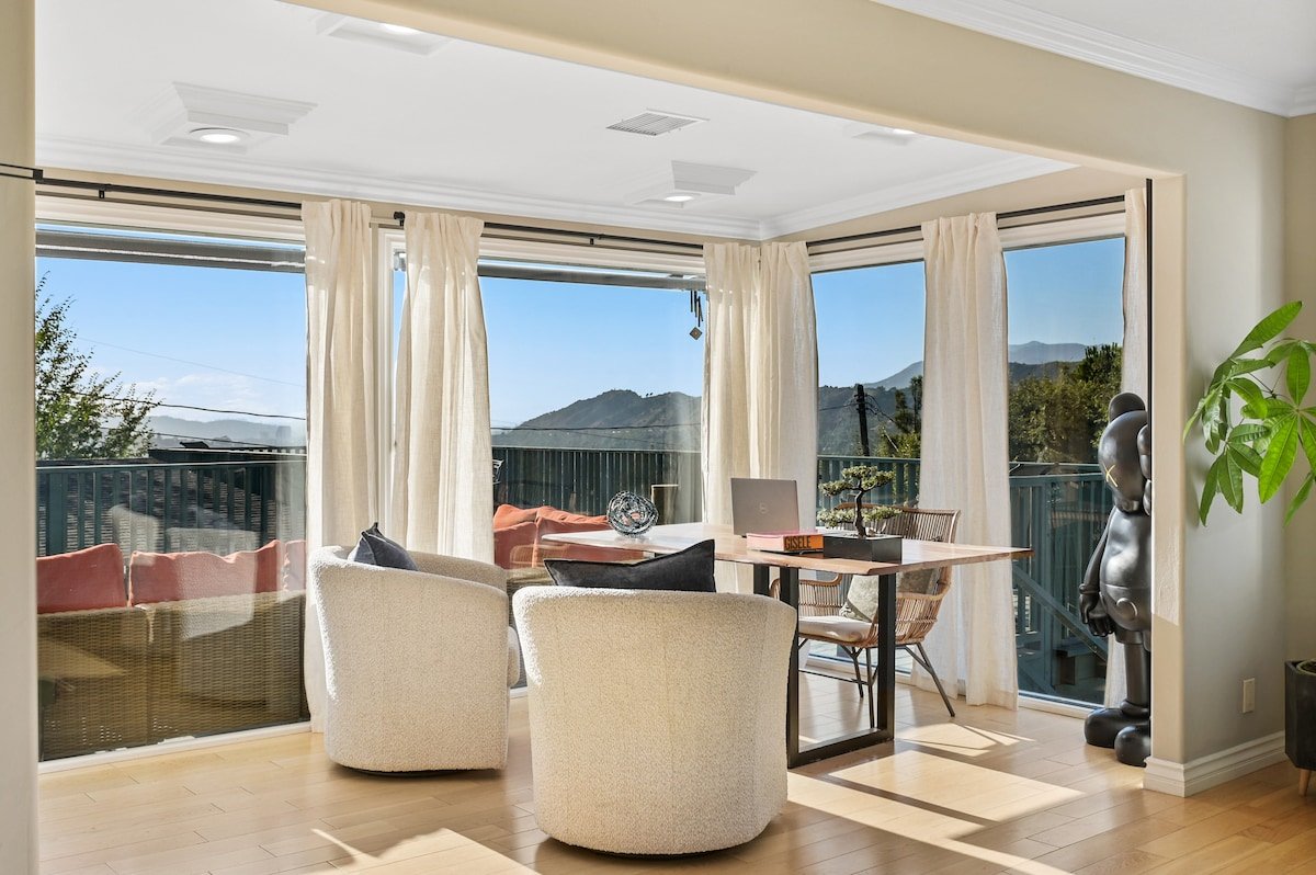 Dream House W/ unobstructed views in Pasadena gallery image 4