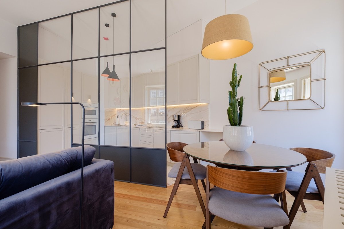 BOUTIQUE Rentals- THE RIBEIRA***** Apt great views gallery image 5