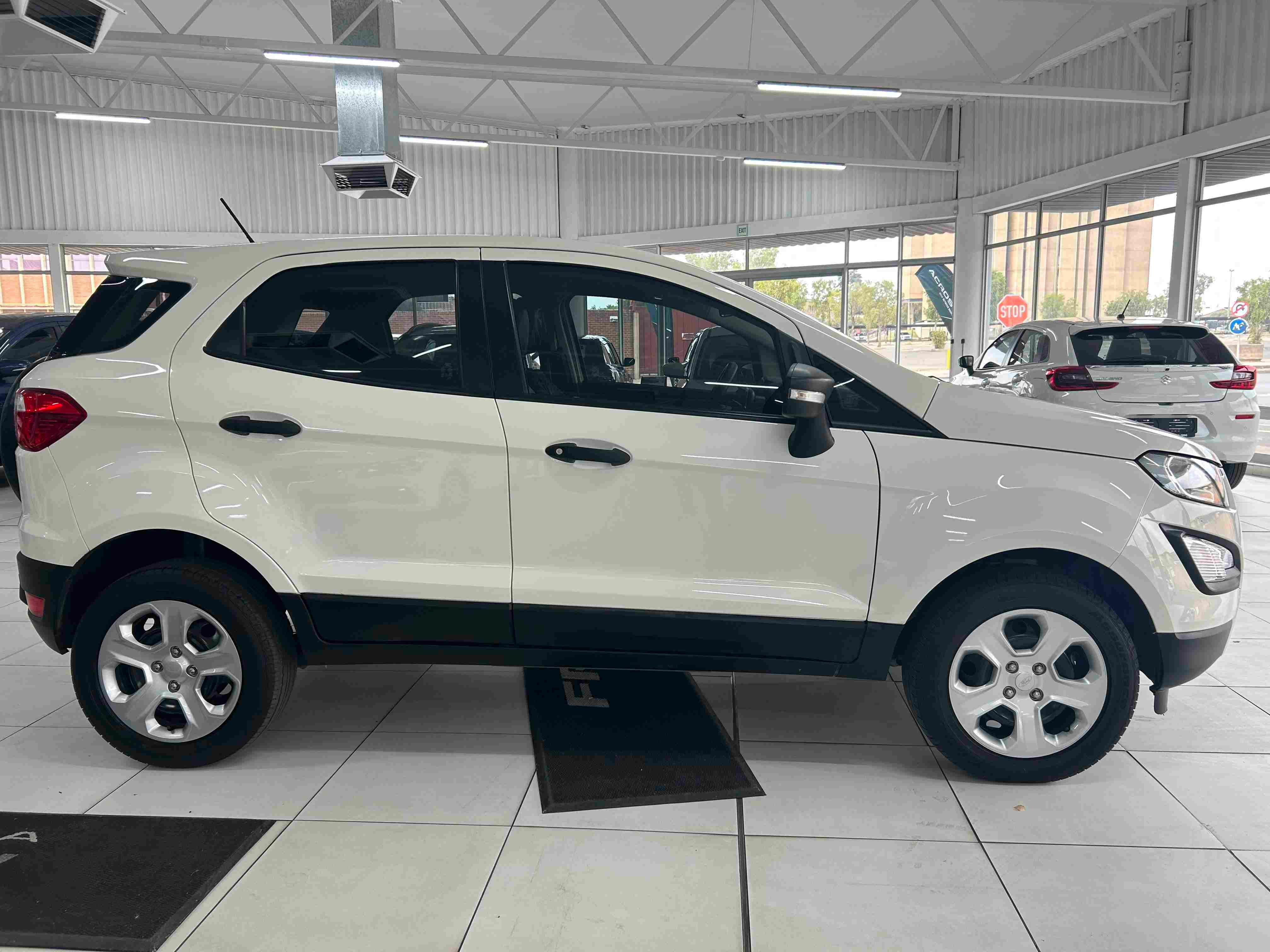 Used car gallery