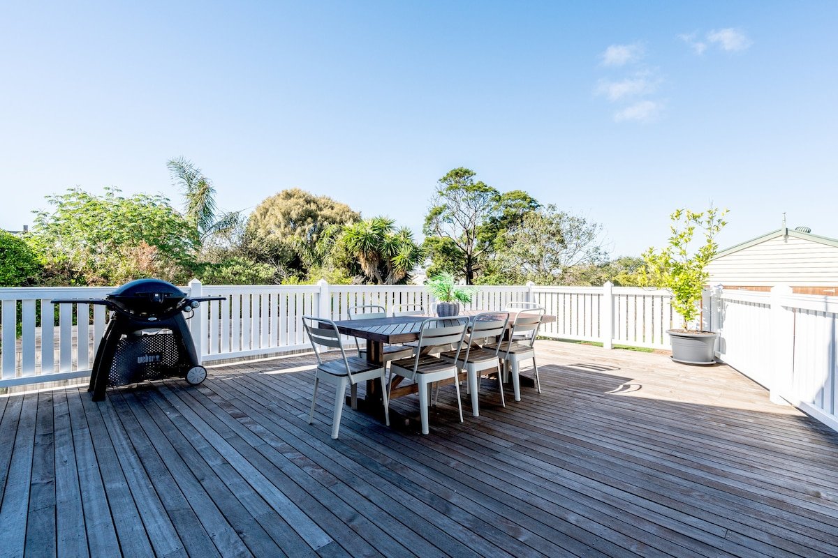 1920’s Gem Torquay gallery image 4