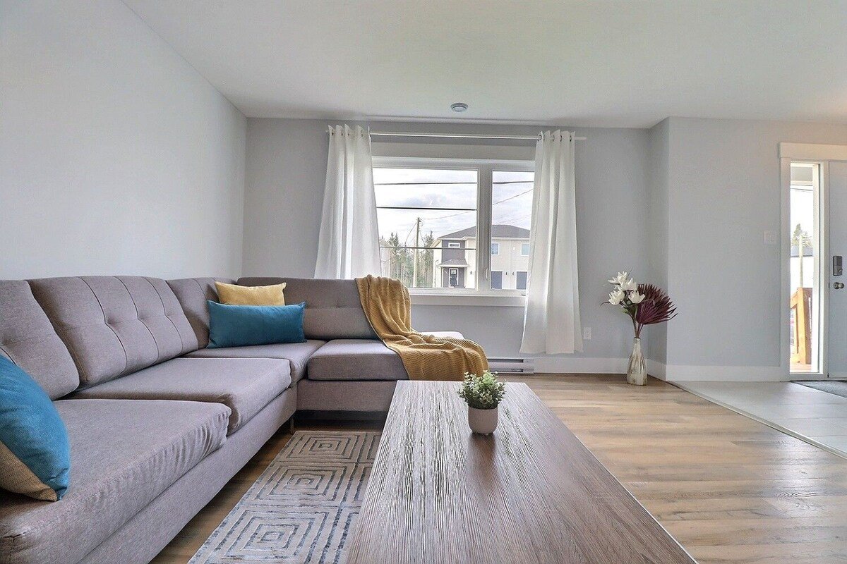 Beautiful Home in Moncton North! gallery image 5