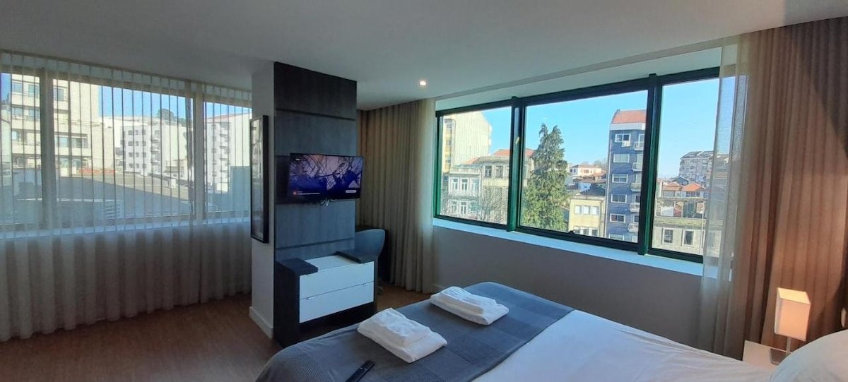 NEW! Galé 504 Apartment (Wi-Fi, Parking) gallery image 2