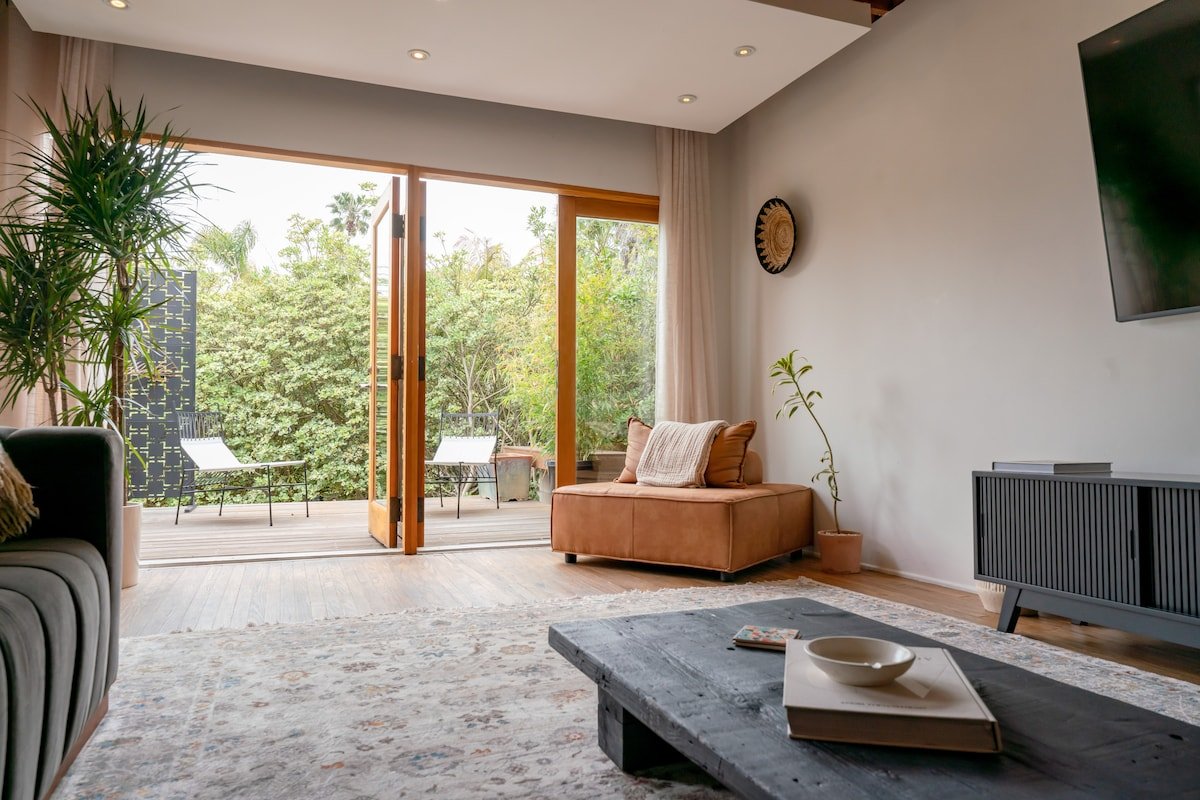 The Organic Designer House, Venice Beach gallery image 3