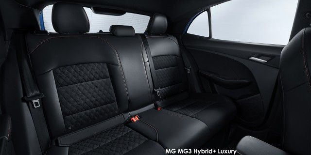 MG MG3 1.5 LUX HYBRID A/T - 7 