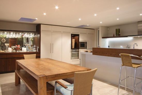 Photo 4 of Glen Beach Bungalow accommodation in Camps Bay, Cape Town with 4 bedrooms and 4 bathrooms