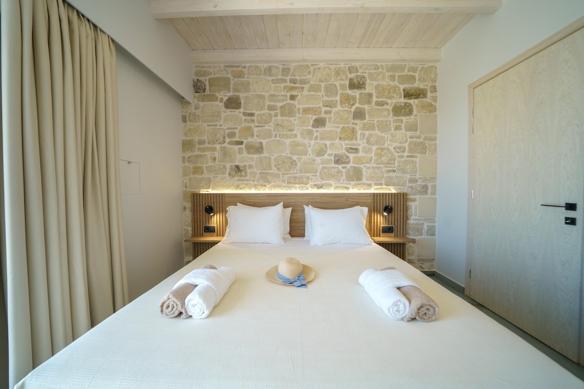 Luxury Villa Odysseas, private pool, Sea view, BBQ gallery image 5