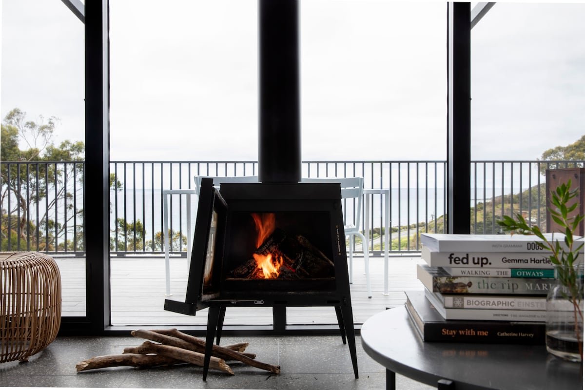 Months and Seasons – Beach House – Stunning Views gallery image 4