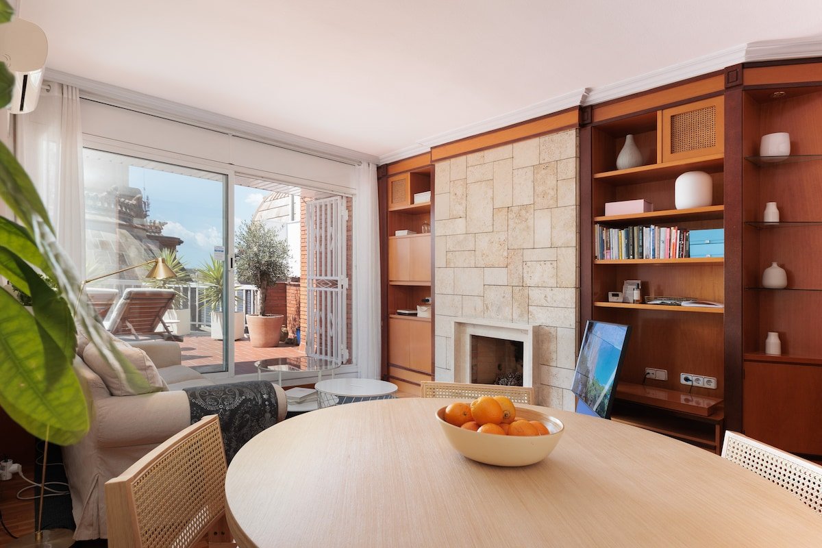 Picasso Terrace Penthouse by Cocoon Barcelona gallery image 4