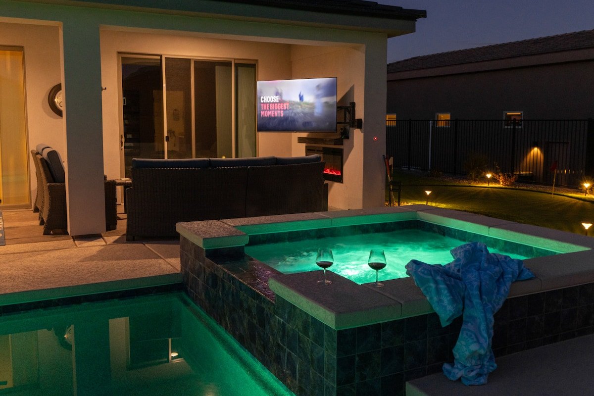 Lazy Boy Manor BL991940 by J and Amy gallery image 3