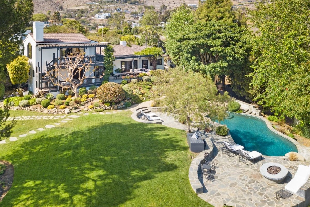 Malibu Park by Stay Awhile Villas gallery image 2