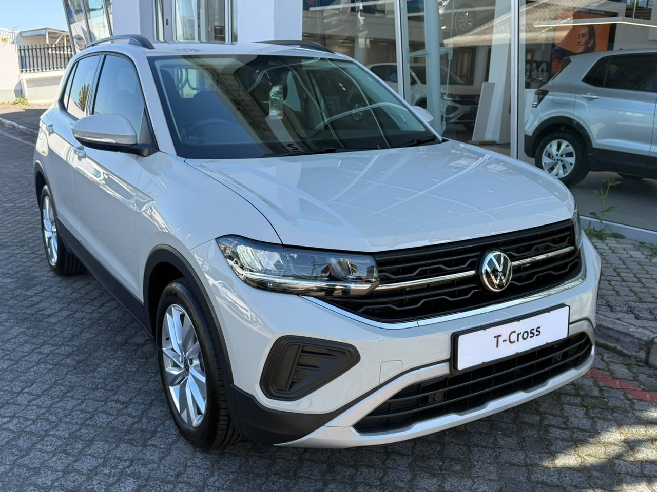 VOLKSWAGEN T-CROSS 1.0 TSI LIFE DSG for Sale in South Africa