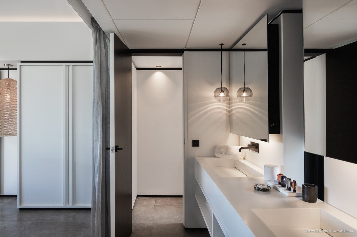 Valentina gallery image 5