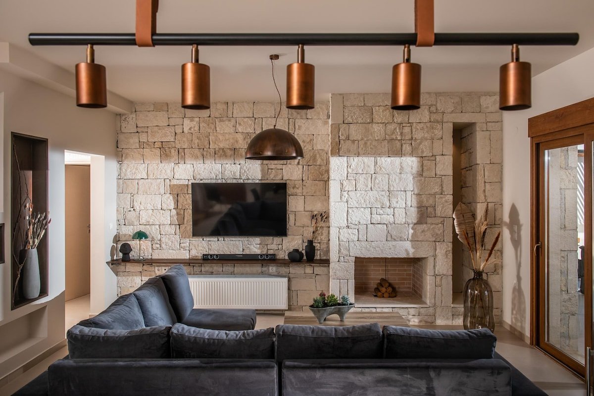 Alpha House in Crete gallery image 5