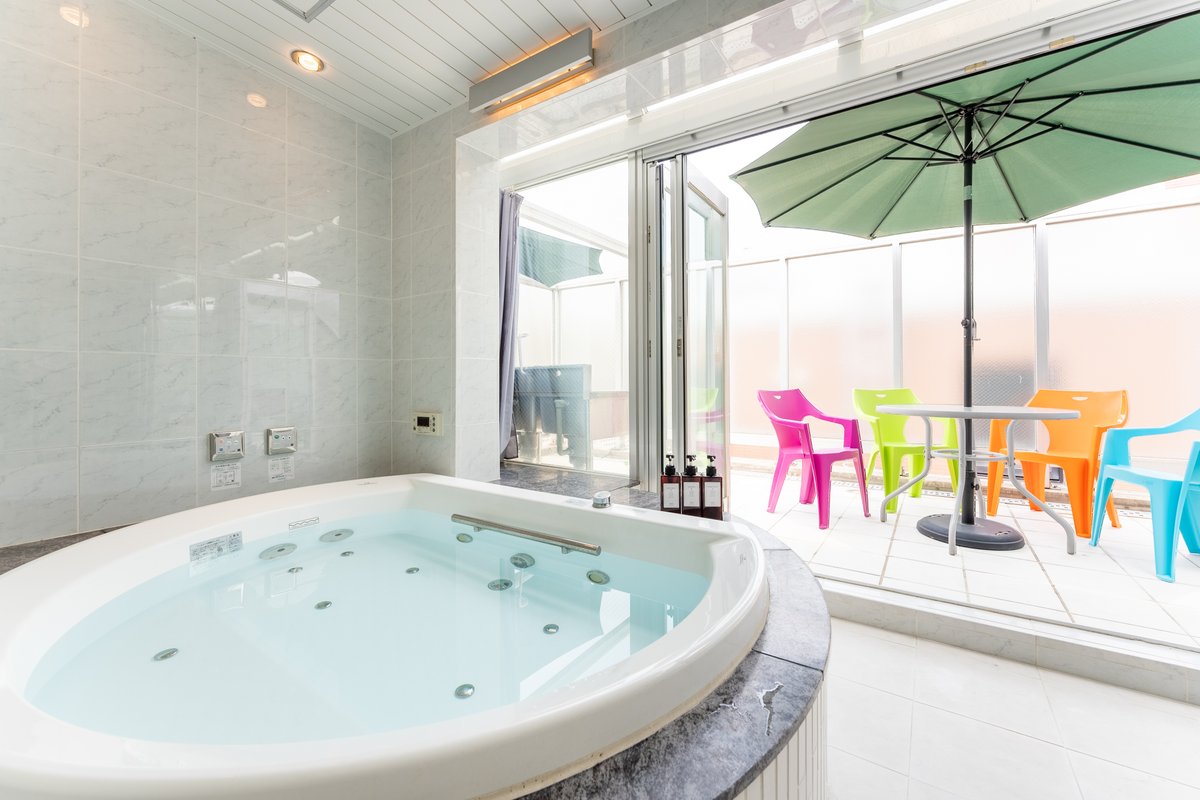 渋谷センター街徒歩4分｜最大10名様｜ラグジュアリーな松濤の2LDKメゾネット｜豪華なジャグジーバス