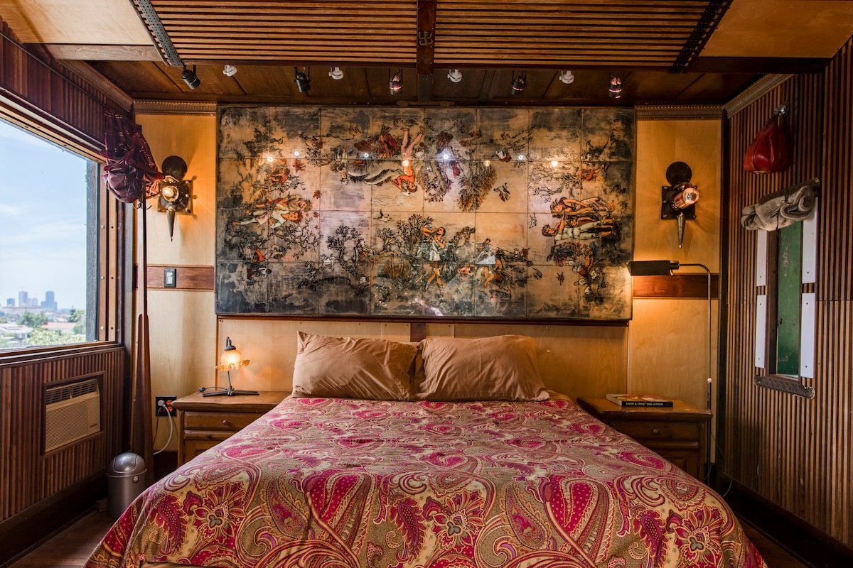 Best View in SilverLake~Spectacular 1909 Craftsman gallery image 5