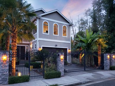 Comfort and Luxury Tropical Villa with EV Charger.