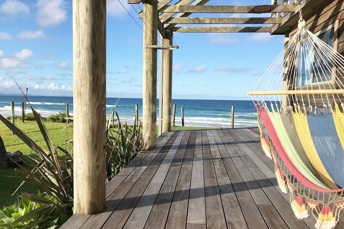 Beaumonts Beach House and Apartment on Belongil gallery image 3